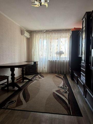 Здам 2 х кВ. м. Хол. Гора