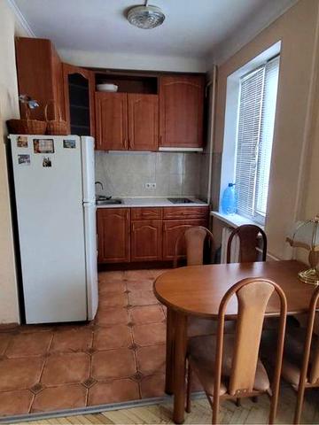 Дружби народів метро оренда 2х кімнатна