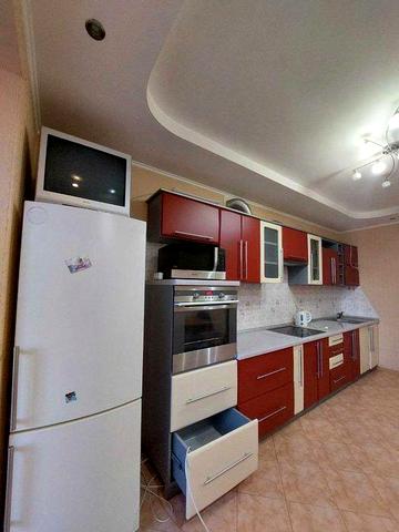 Генератор! Паркінг! 2р загальна 75м2 вул Кішки 7-а м. Васильківська