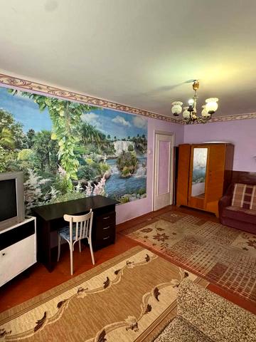 Бахмацька вул., 20