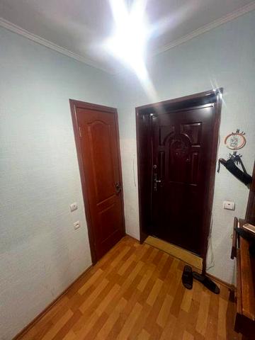 Продам 1-кімнатну свою квартиру від власника !