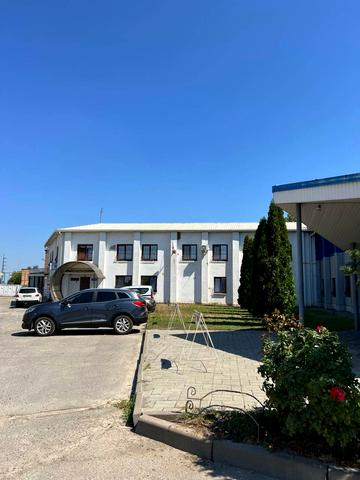 Спортивний пров., 4