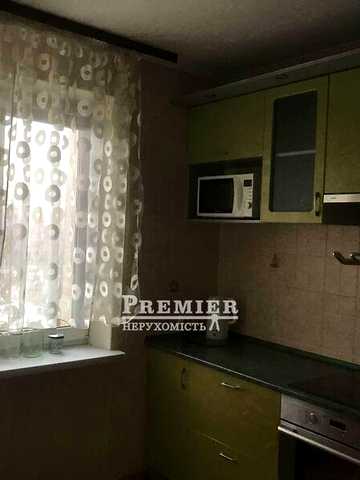 Продаж 3к Квартира Академіка Сахарова вулиця