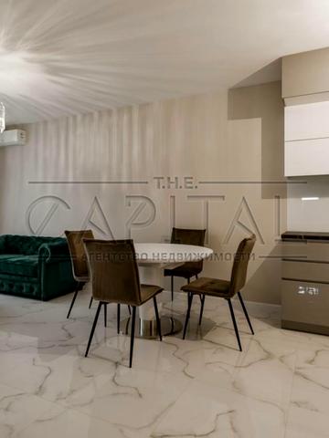 Зарічна вул., 2-А