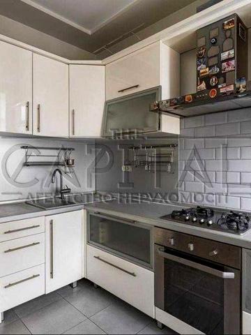 Квартира / Автономна / Оренда / Світло Є / Центр / Печерськ