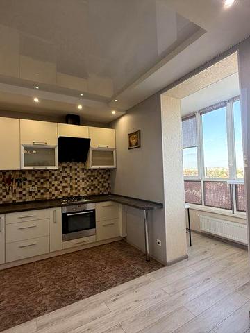 Оренда 90 м2 просторута комфорту по вул. Миру ЖК Львівський