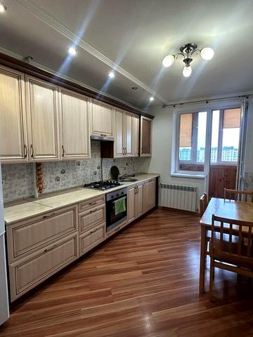 Оренда 1 кімнатна квартира вул. угорницька 10а , центр, Каскад