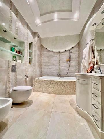 Трикімнатна квартира Мукачівський провулок