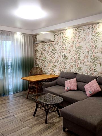 Раїси Окіпної вул., 9