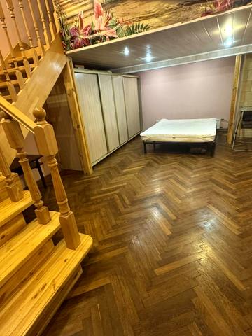 Пекарська вул., 3