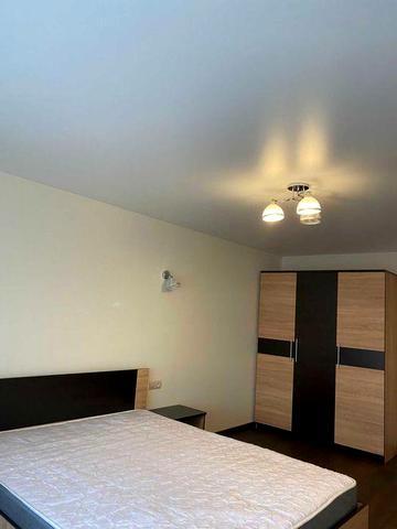 Здається в оренду 3-кімнатна квартира в центрі міста