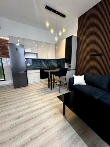 Крива Липа проїзд, 1