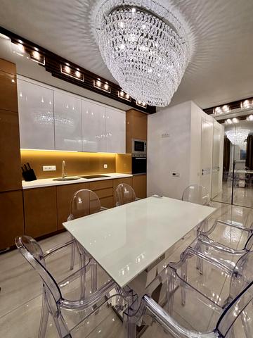 Героїв Харкова просп. (Московський), 131-Г