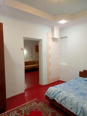 здається пів будинку 60 кв +380685820023