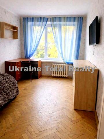 НИВКИ! 2 кімнатна квартира біля метро! Вул Туполєва (Мрії) 20