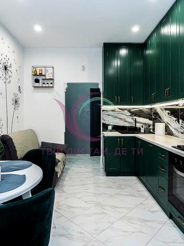 Бастіонна вул., 1