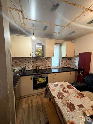 Продам частину будинку на Олега Антонова( Максима Шимка)