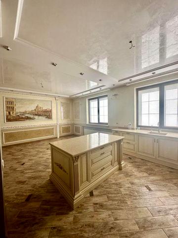 Продам ексклюзивну квартиру з ремонтом ЖК Петропавлівський