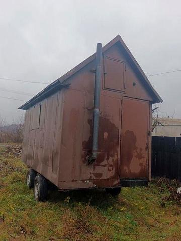 Оренда або продаж будиночка на колесах