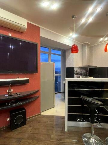 Сдам слильную 1 ку студия + спальня в новострое около ЖК Воробьевы