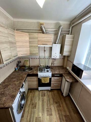 Продам 2 кімнатну квартиру у місті Бар