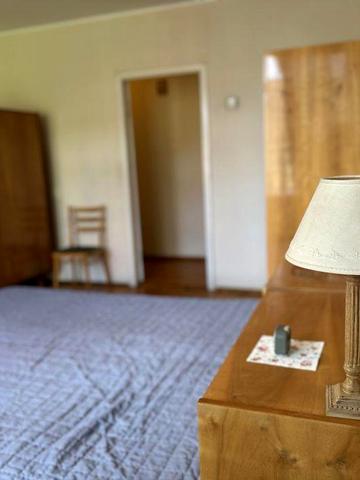 Двокімнатна квартира Дмитрвівська 2. Цирк, Центр, Універмаг Україна.