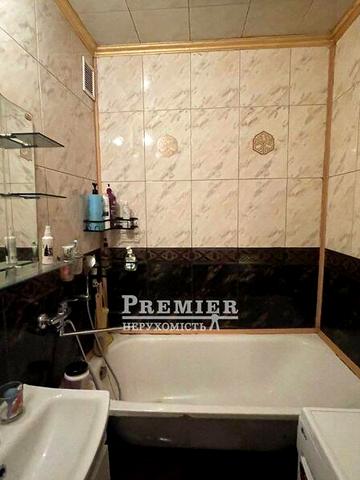 Продаж 3к Квартира Небесної Сотні (Маршала Жукова) проспект