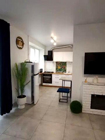 Довгострокова оренда 2к Квартира Січеславська Набережна вулиця