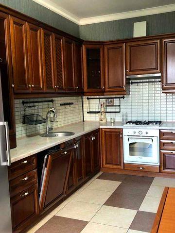 Продам дешево 120м с газом! мебель ЖК Чайка Лобановского метро 10мин ЖК Чайка