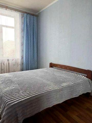 2 ком. квартира ул. Героев Харькова, м.Защитников Украины.Конный рынок