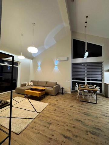 Автономний новий будинок в КМ Міжріччя, перша здача. Інвертор, газ