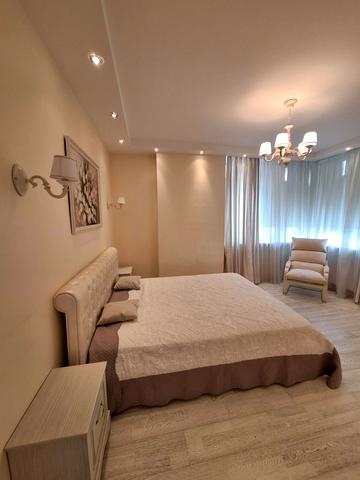 Велика Китаївська вул., 59