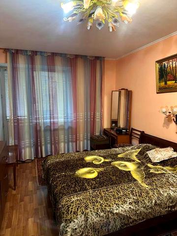 Сдам 2х комн квартиру в центре м. Архитектора Бекетова