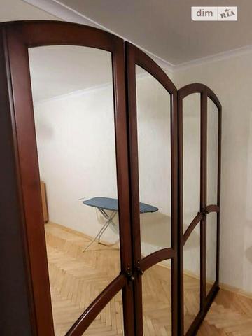 Довгострокова оренда 1к Квартира Петлюри Симона вулиця