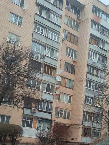 Продам‼️Срочно‼️3 к.кв. Ляпунова 7, м.Научная, Шатиловка