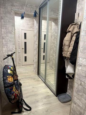 Продам 2-кімнатну квартиру на 1 поверсі