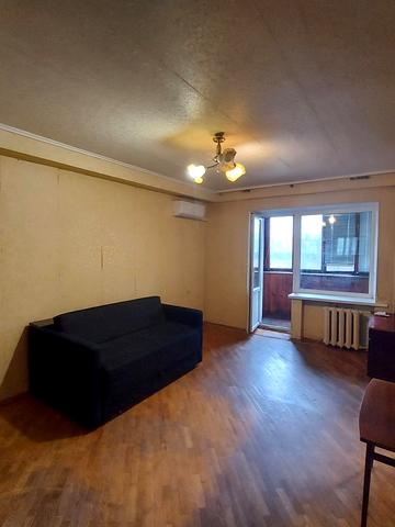 Шолом-Алейхема вул., 1