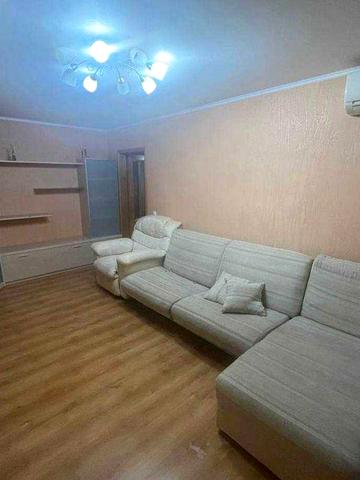 Здам 2 кімнатну квартиру на Олексіївці.