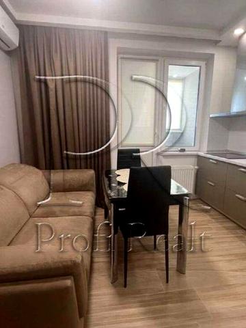 Продаж 2 кімн. квартири за адресою Данченка 30