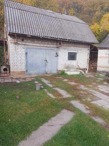 Продається будинок цегляний, с. Мгар, Лубенський район