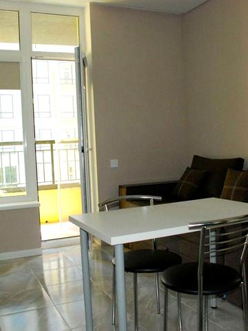 Аренда.  ЖК Медовый. Кадетский гай, 12. Есть генератор.