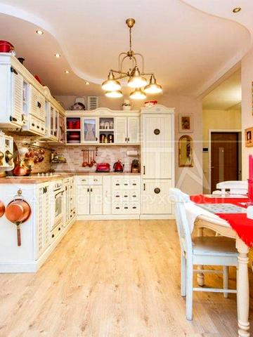 Продаж квартири,  пр-т Леся Курбаса, Святошинський р-н