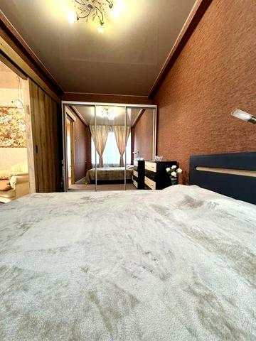 Аренда 2 комнатной квартиры на Набережной. Центр.