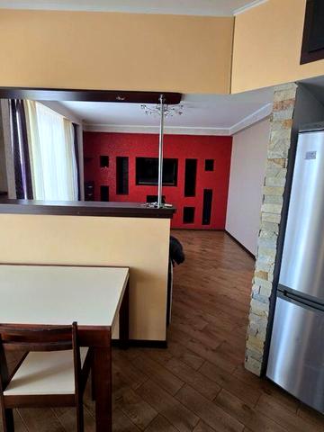 Продаж 4-х кімнатноі квартири с.Лапаївка