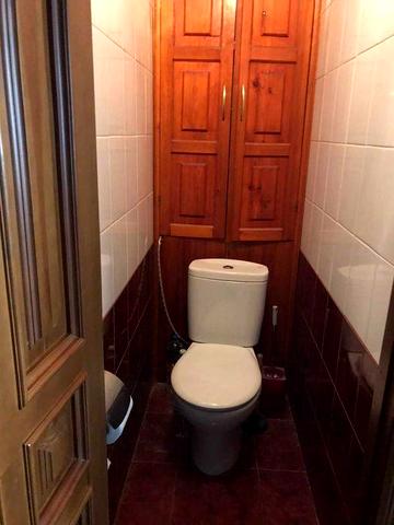 Продам 3 к.кв 5/9 м.Холодная Гора 5 мин пешком .Кап.рем.с мебелью.Торг