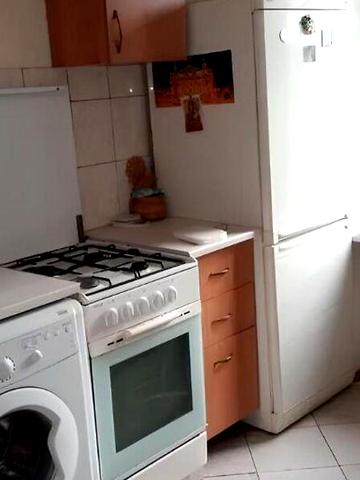 Довгострокова оренда 1к Квартира Щурата вулиця