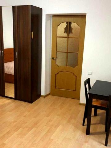 Оренда 1-к квартири на вул. Донцова, Центр