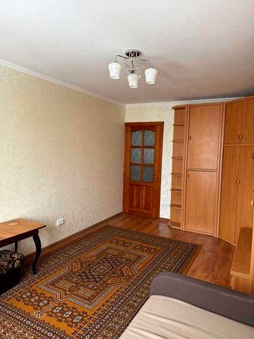 М. Мінська. Квартира з ремонтом, без %