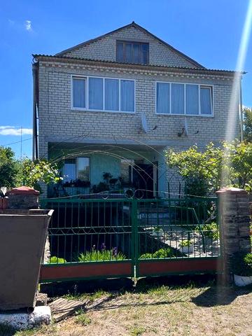 Просторий сімейний будинок 252.1 м² в Маневичі