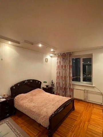 4-к, Словянська вул., 10, Вокзальна